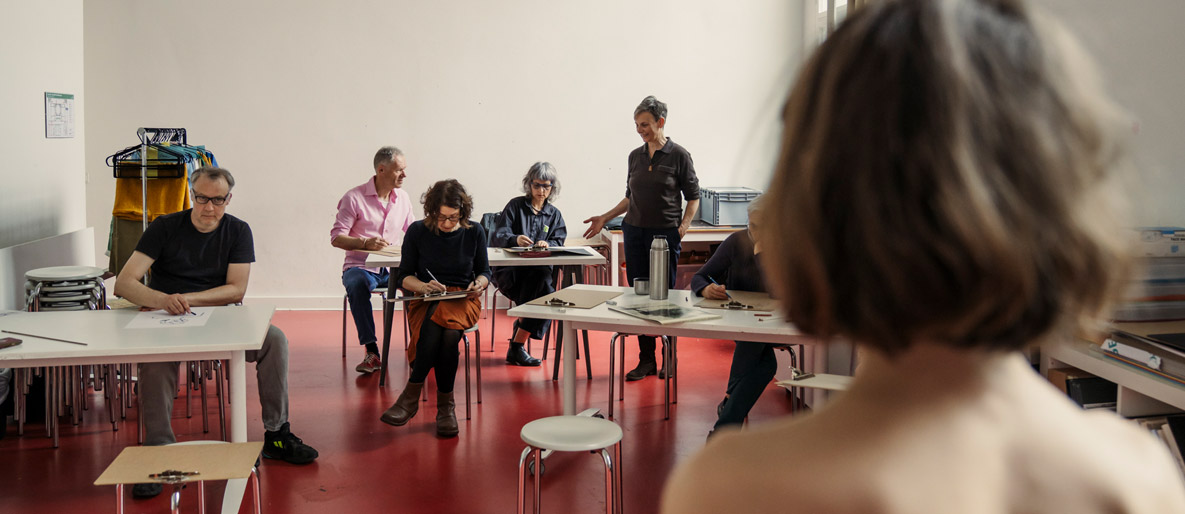 Ellen Louise Weise - Aktzeichnen-Workshop Altes Museum Berlin SMB Ausstellung Göttinnen und Gattinnen